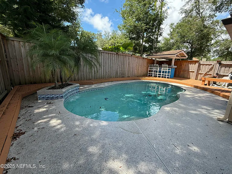 4765 Marsh Hammock Dr W — Photo 2