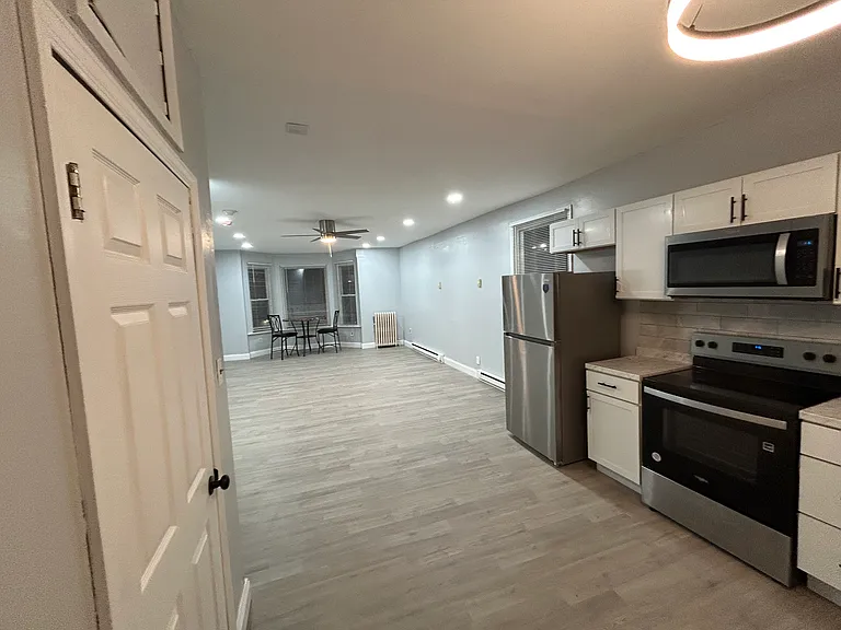 173 W Ridge St #4 — Photo 6