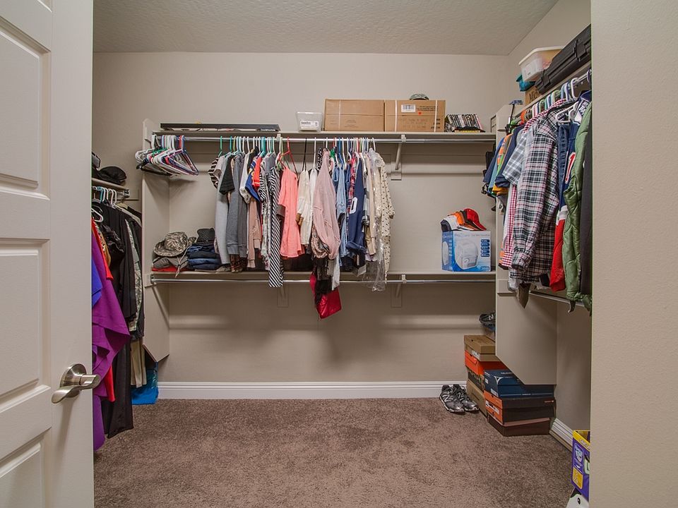 8431 Canyon Sun Ct, Las Vegas, NV 89166 | Zillow