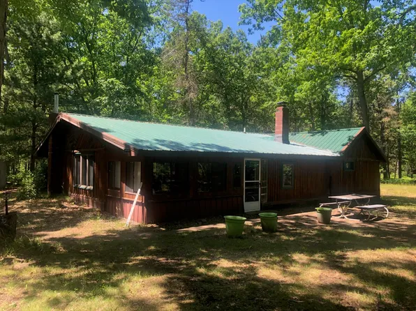 11591 N Campbell Rd, Manistee, MI 49660