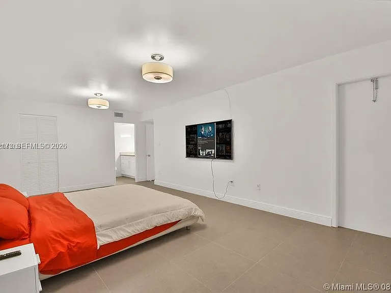 18041 Biscayne Blvd #801 — Photo 15
