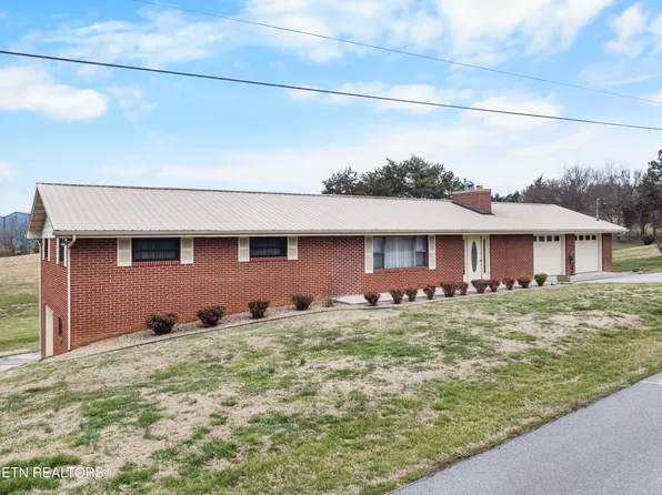 1423 Emily Dr, Sevierville, TN 37876