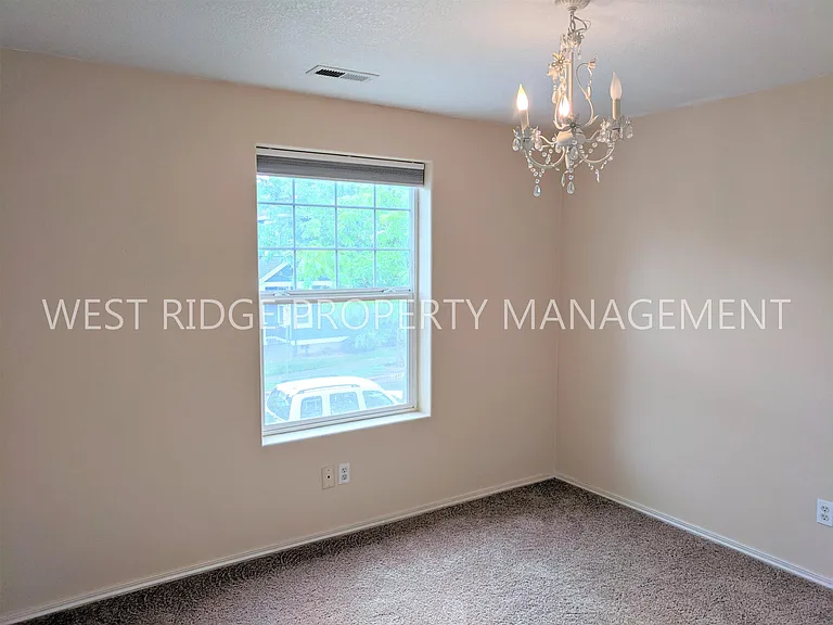 519 SW 207th Ave — Photo 15