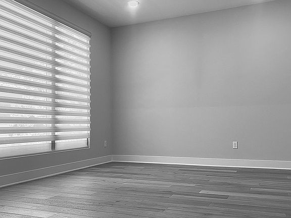 3rd image of 6742 W Gill Way