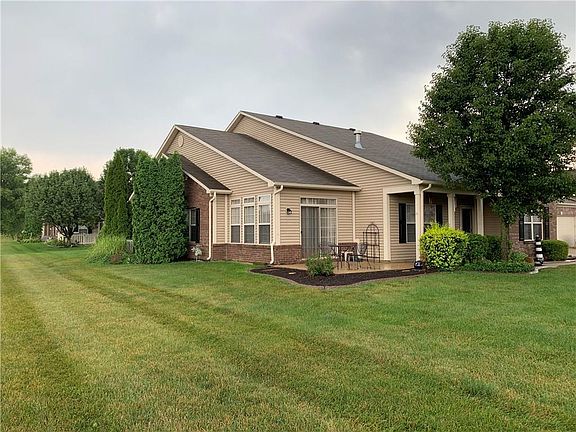 2nd image of 2526 Big Bear Ln