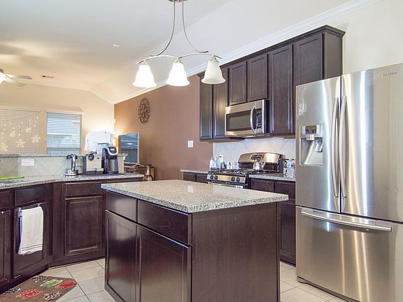 5th image of 21614 Palaramo Ct #1