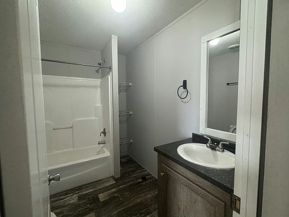 4th image of 1123 Walt Williams Rd #91