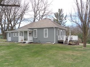 525 W 4th St, Logan, IA 51546