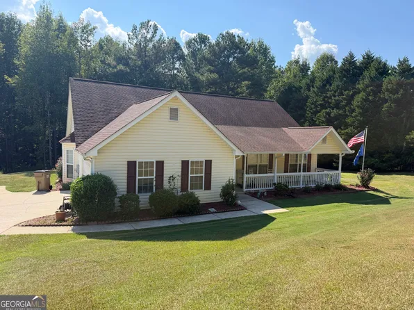 406 Arrowhatchee Dr, Winder, GA 30680