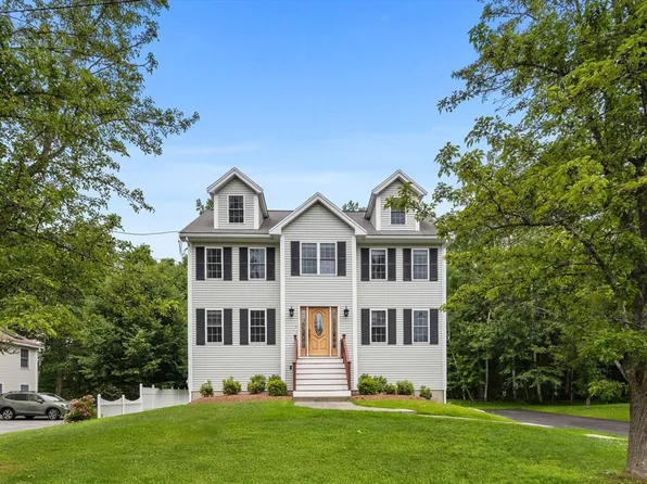 7 Suzannah Rd, North Billerica, MA 01862