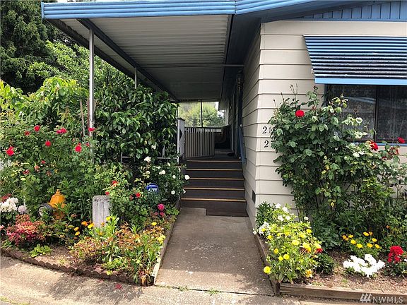 5th image of 21808 107th Ave SE #27