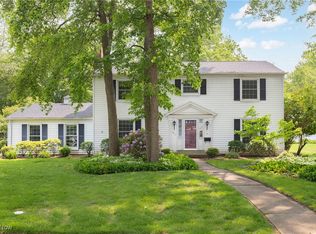 571 Dwight Dr, Bay Village, OH