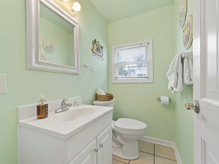 1420 Holly Driveunit B — Photo 11