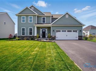 144 Bentley Dr, Perrysburg, OH 43551