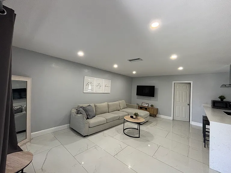 9162 NW 26th Pl — Photo 20