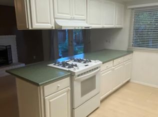 1528 Sheldon Dr, Modesto, CA 95350