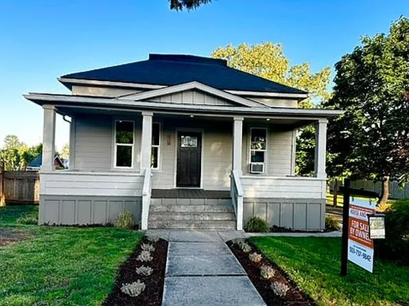 238 N 3rd St, Jefferson, OR 97352