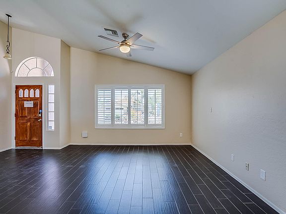 3rd image of 4202 E Muirwood Dr