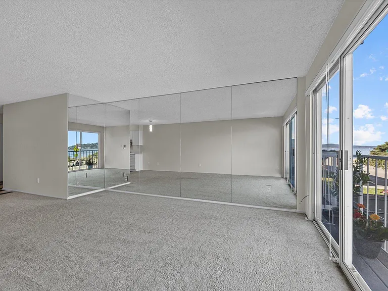 1156 Alki Ave SW — Photo 6