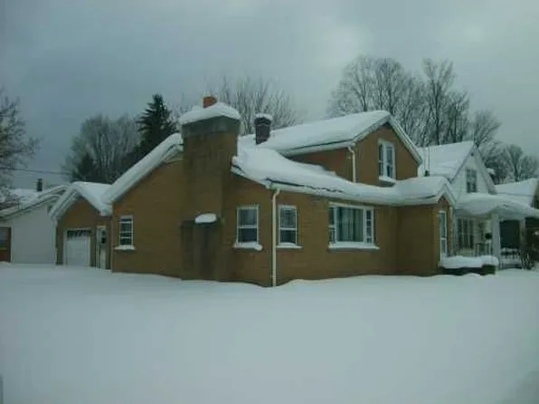 159 Aldrich St, Gowanda, NY 14070