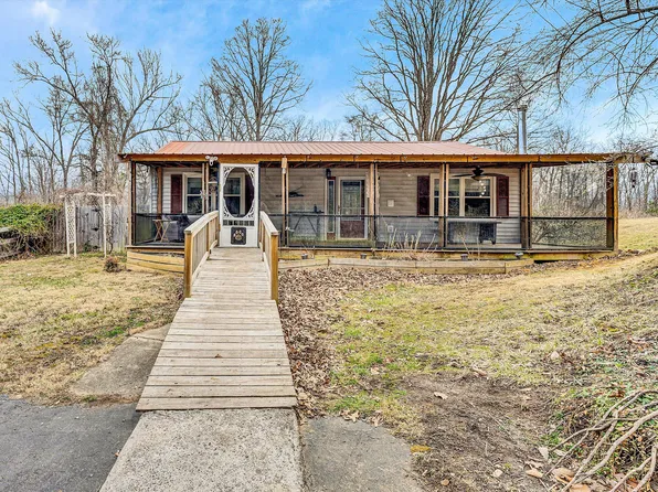 3043 Forest Acre Trl, Salem, VA 24153
