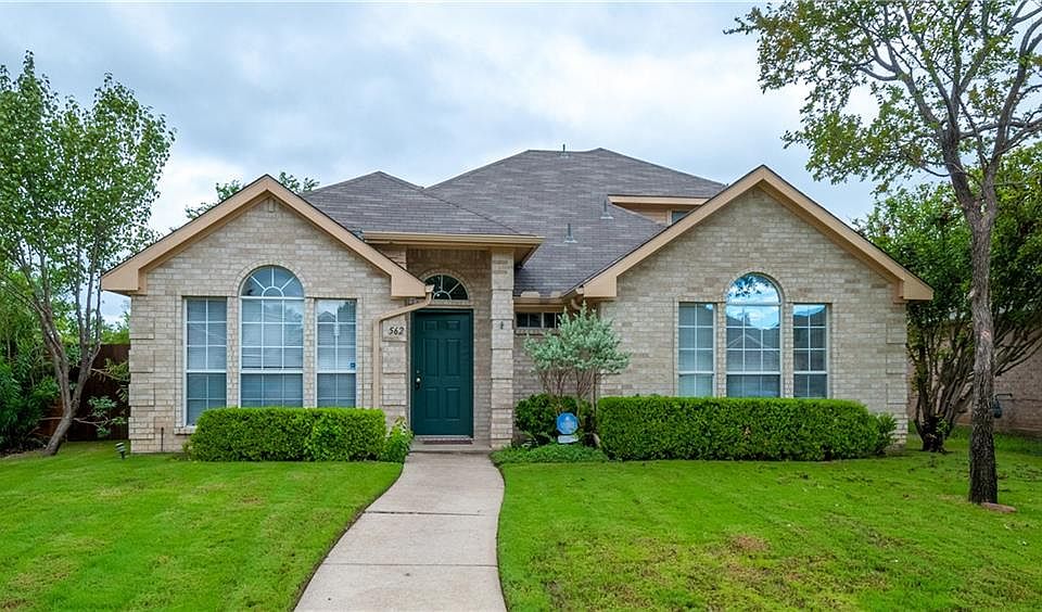 1st image of 562 Continental Dr