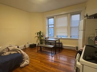 881 Huntington Ave APT 11, Boston, MA 02115