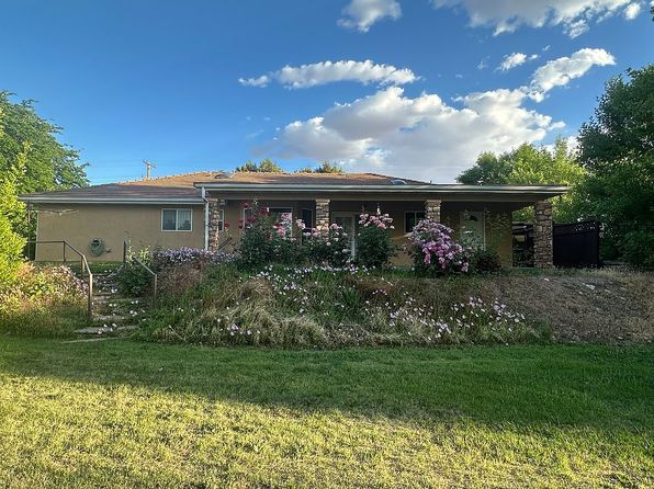 692 W 1300 S, Hurricane, UT 84737