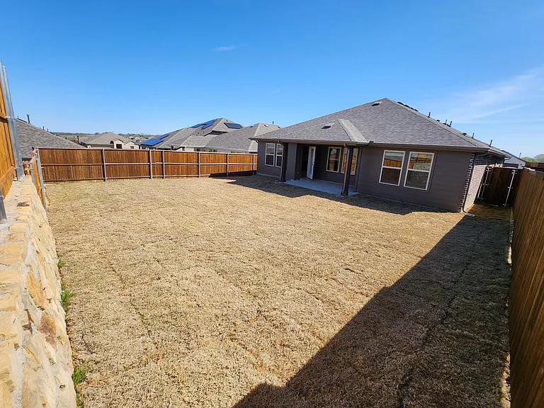 3812 Chalk Hill Ave — Photo 25