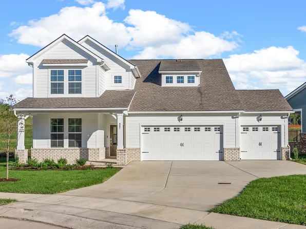 887 Bur Oak Ct, Clarksville, TN 37043
