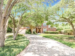 29 Inwood Ridge Dr, San Antonio, TX 78248