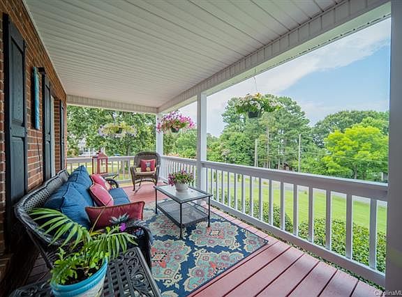 2nd image of 4935 Moonlite Bay Dr