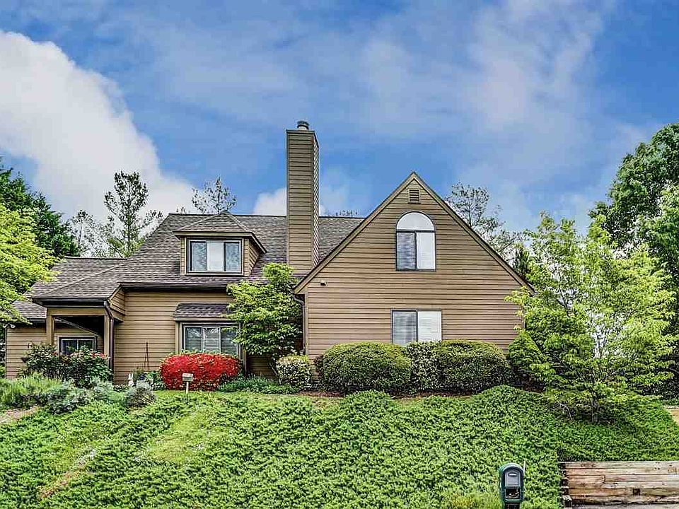 2nd image of 1687 Royal Oak Ct