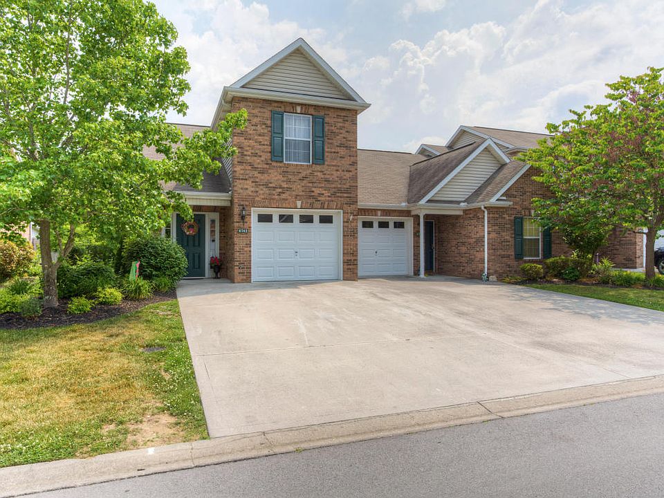 1st image of 6742 La Christa Way