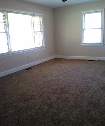 3rd image of 700 Carolina St