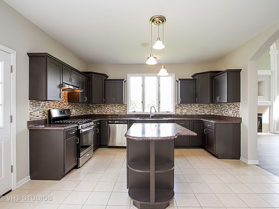 4th image of 9 N Carrington Ct