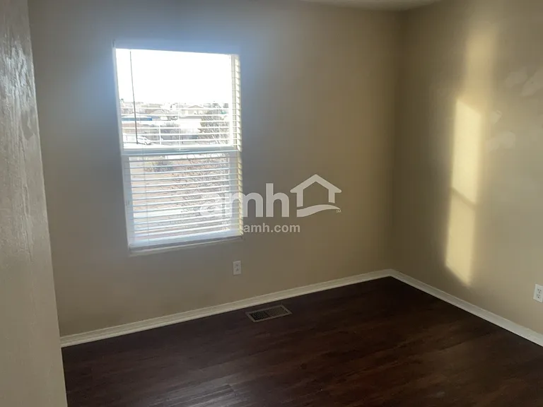 5205 Caprock Dr NE — Photo 13