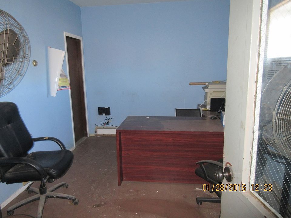 1st image of 414 Spencer St