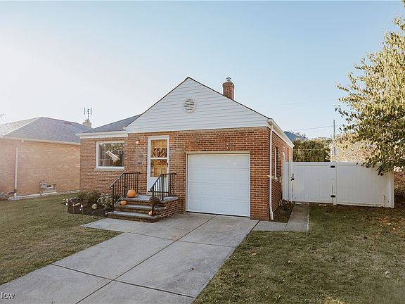 3rd image of 7470 Lanier Dr