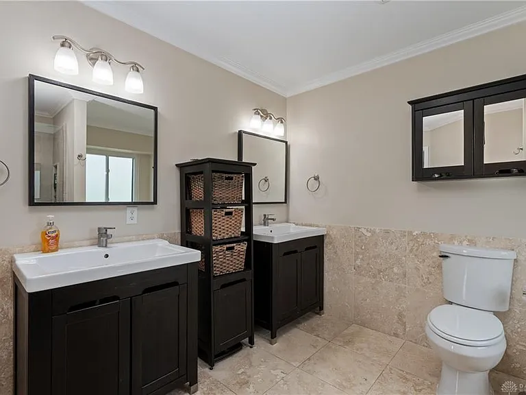 6840 Coronado Cir — Photo 32