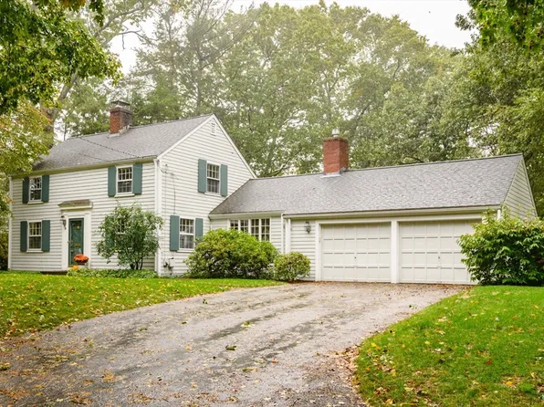 79 Whitcomb Ave, Hingham, MA 02043