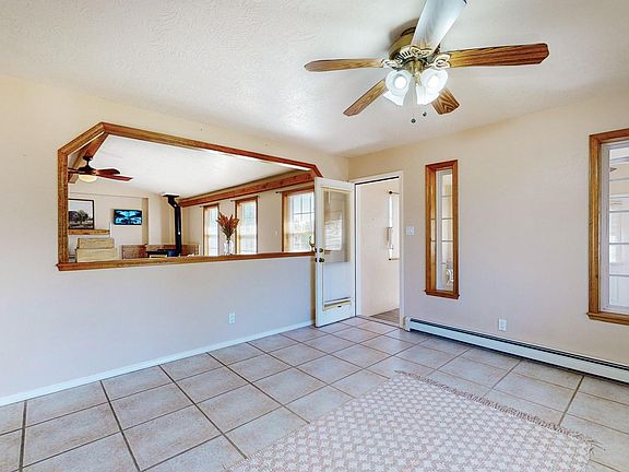 4th image of 1015 Sandra Ln