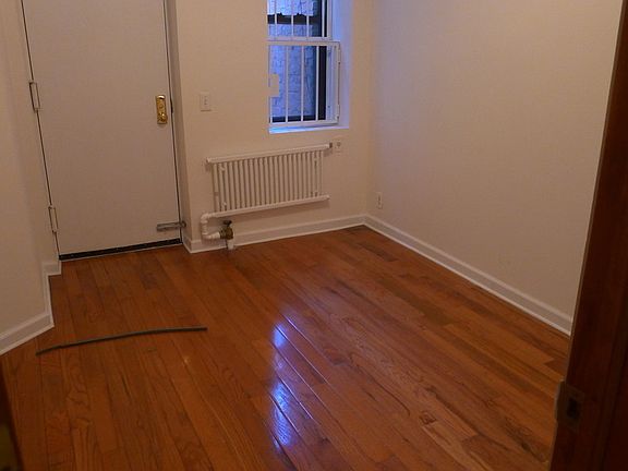 4th image of 129 E 4th St Frnt 1