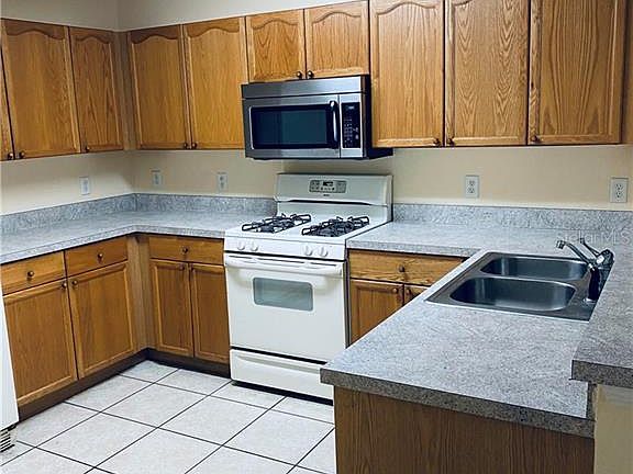 4th image of 1321 Fettler Way