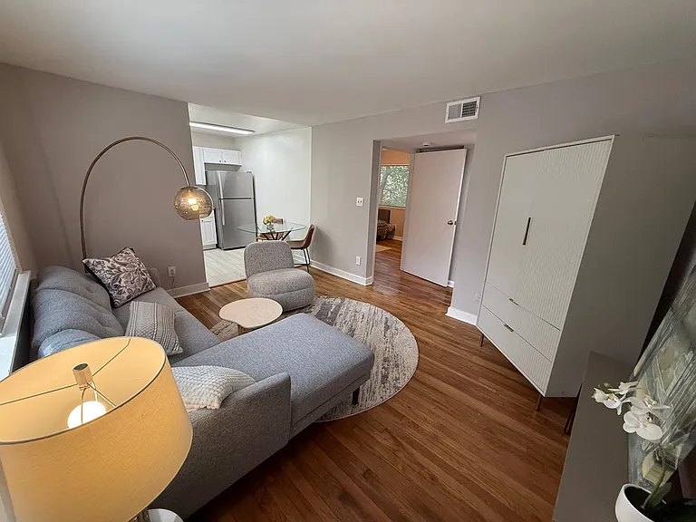 1570 Memorial Drive — Photo 6