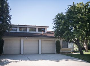 26952 Garret Dr, Calabasas, CA 91301