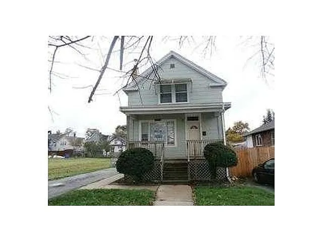 1124 Union Ave photo 1