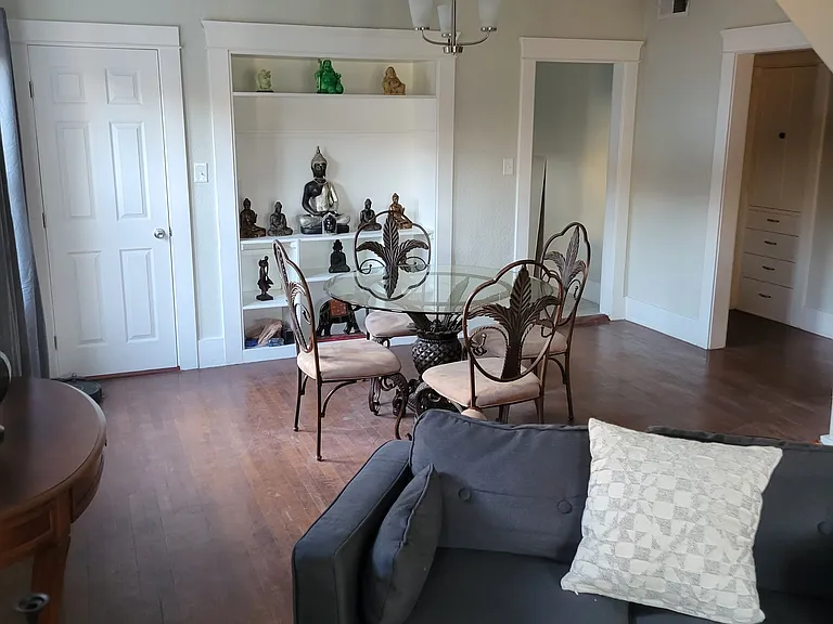 1021 E Garfield St — Photo 7