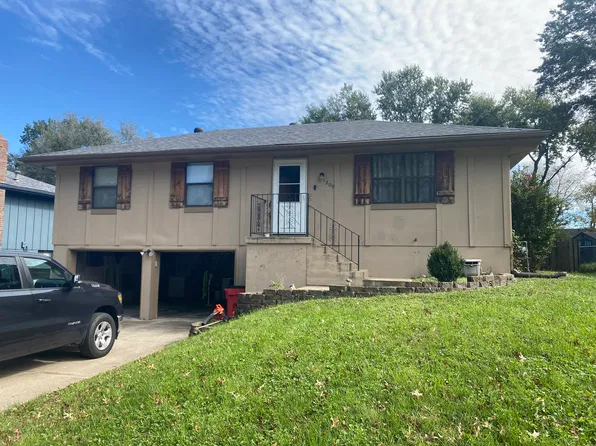 1209 S Ranson Pl, Independence, MO 64057