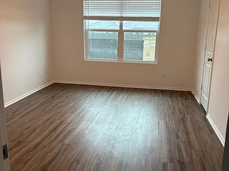 314 Milliner Loop — Photo 6